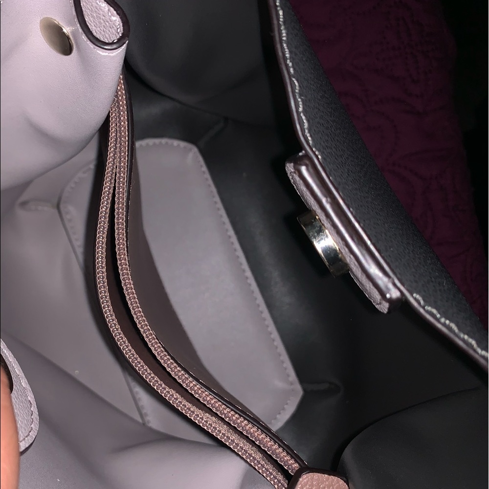 GUESS bag - Picture 6 of 8
